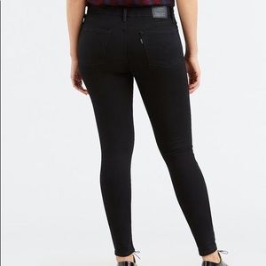 Levi’s 710 Super Skinny Jeans - size 26